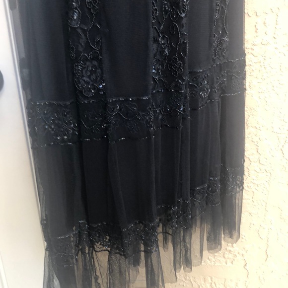 Dress - Picture 2 of 6